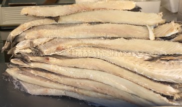LATERALES DE BACALAO 2 KG APROX